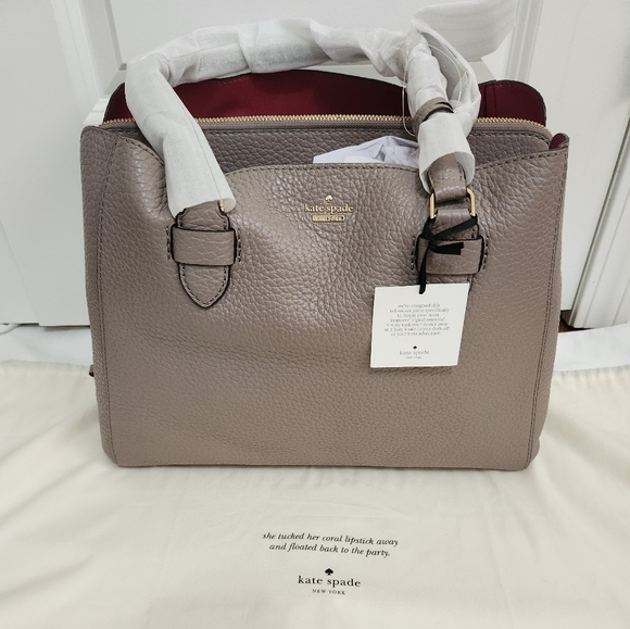 kate spade Handbags - Kate Spade Cityscape Carter Street Shawna Tote Bag